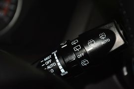 2014款双龙爱腾2.0T四驱自动豪华柴油版