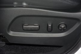 2015款现代全新胜达2.0T自动四驱智能型