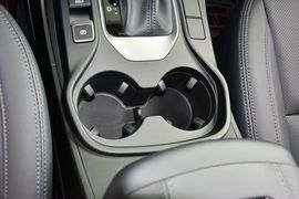 2015款现代全新胜达2.0T自动四驱智能型