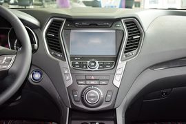 2015款现代全新胜达2.0T自动四驱智能型