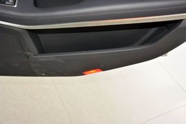 2015款奔驰E200L改款