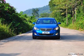 2010款别克英朗1.6T试驾