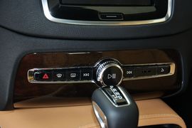 2015款沃尔沃XC90