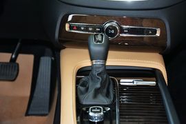 2015款沃尔沃XC90