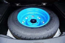 2014款双龙爱腾2.0T两驱手动进取柴油版