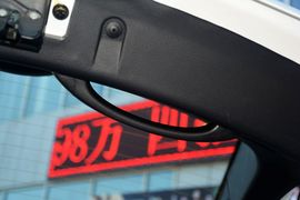 2014款双龙爱腾2.0T两驱手动进取柴油版