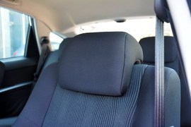 2014款双龙爱腾2.0T两驱手动进取柴油版