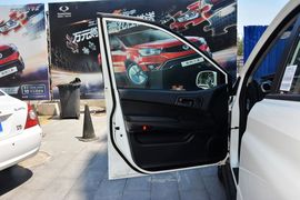 2014款双龙爱腾2.0T两驱手动进取柴油版