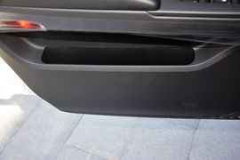 2014款双龙爱腾2.0T两驱手动进取柴油版