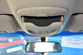 2014款双龙爱腾2.0T两驱手动进取柴油版