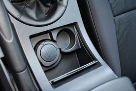 2014款双龙爱腾2.0T两驱手动进取柴油版