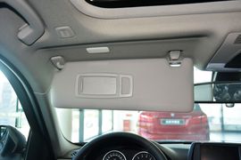 2015款宝马320i进取型