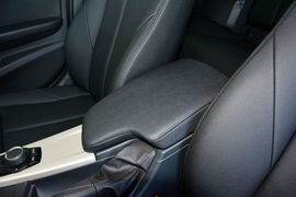 2015款宝马320i进取型