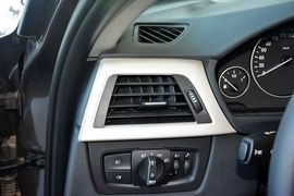 2015款宝马320i进取型