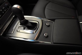 2010款英菲尼迪G25豪华运动型