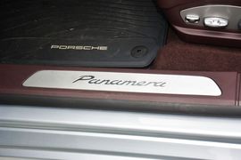 2014款保时捷Panamera