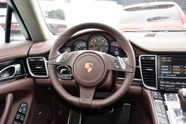 2014款保时捷Panamera