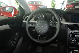 2014款奥迪A5掀背45TFSI