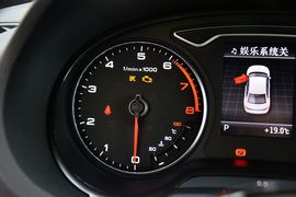 2014款奥迪A3两厢35TFSI舒适型