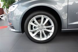 2014款奥迪A3两厢35TFSI舒适型
