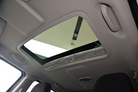 2015款Jeep自由客2.4L运动版