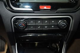 2014款长城C50升级版1.5T手动精英型