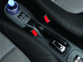2010款长安奔奔mini