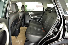 2015款哈弗H6升级版1.5T手动两驱精英型