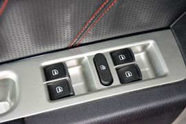 2015款哈弗H6升级版1.5T手动两驱精英型