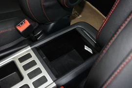2015款哈弗H6升级版1.5T手动两驱精英型