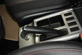 2015款哈弗H6升级版1.5T手动两驱精英型