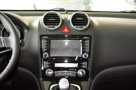 2015款哈弗H6升级版1.5T手动两驱精英型