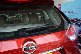 2015款日产奇骏2.5L