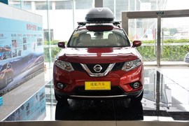 2015款日产奇骏2.5L