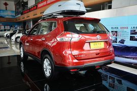 2015款日产奇骏2.5L