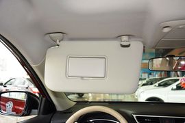 2015款日产奇骏2.5L