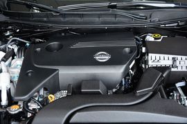 2015款日产天籁2.5L