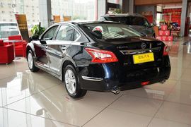 2015款日产天籁2.5L