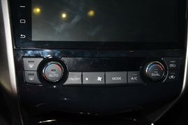 2015款日产天籁2.5L