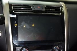 2015款日产天籁2.5L