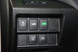 2015款日产天籁2.5L