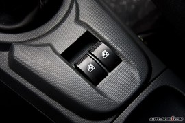 2010款奔奔mini试驾