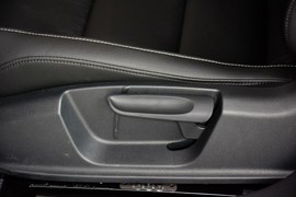 2015款大众速腾1.6L手动舒适型