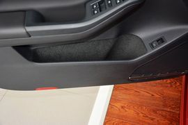 2015款大众速腾1.6L手动舒适型