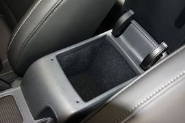 2015款大众速腾1.6L手动舒适型