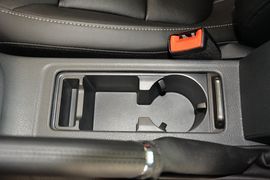 2015款大众速腾1.6L手动舒适型