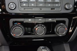 2015款大众速腾1.6L手动舒适型