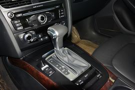 2015款奥迪A4L