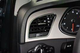 2015款奥迪A4L