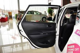 2014款日产骐达1.6L